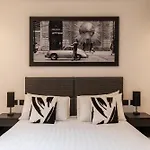 Borghese Luxury Suite