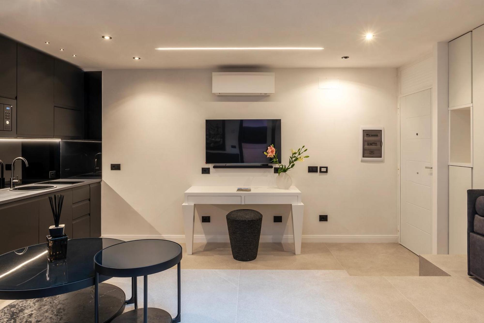 Borghese Luxury Apartment