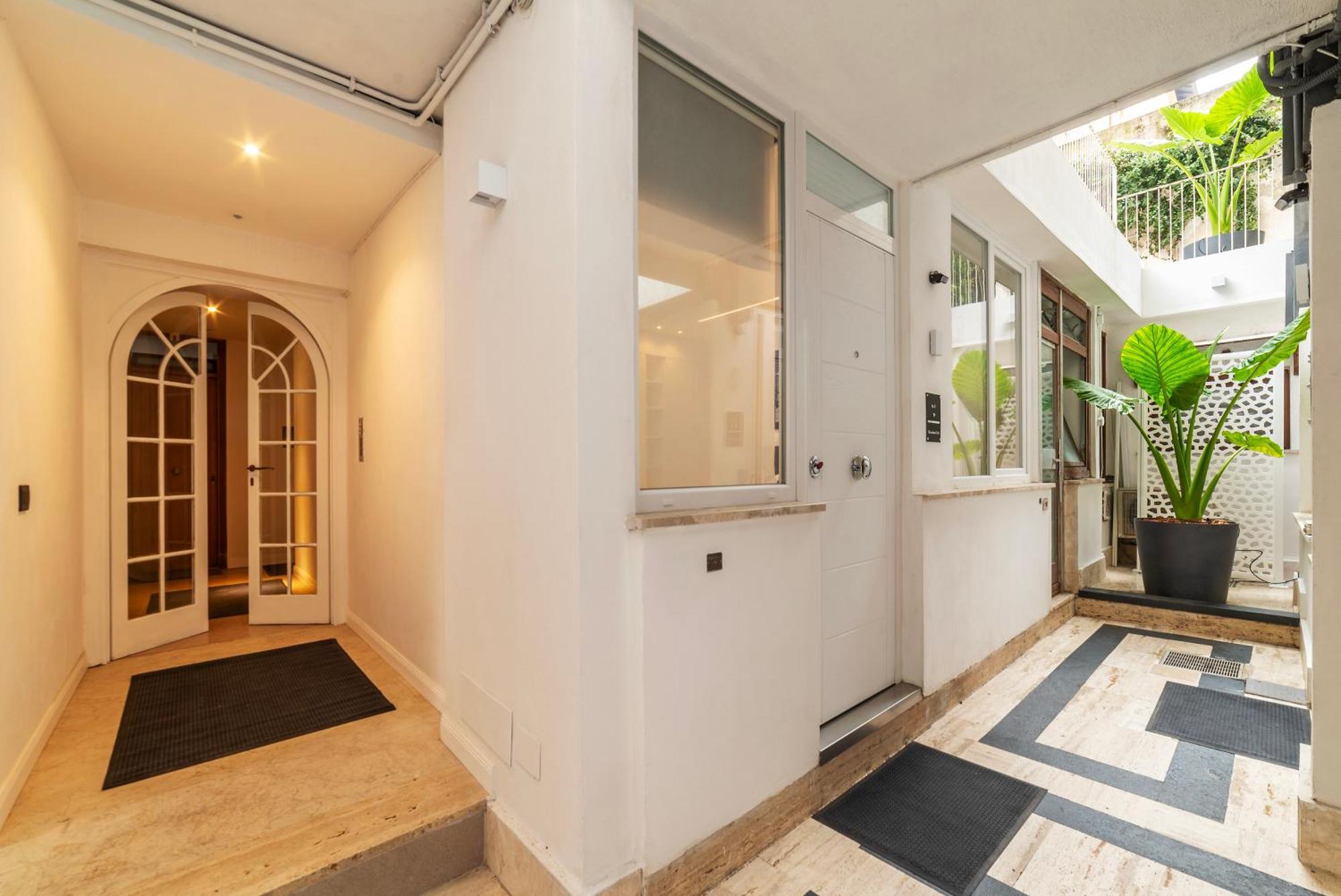 Borghese Luxury Apartment