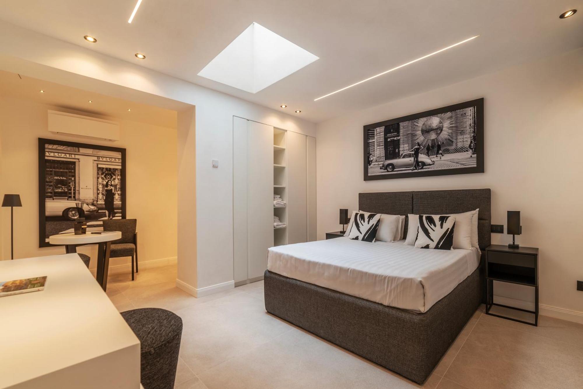 Apartment Borghese Luxury Rom